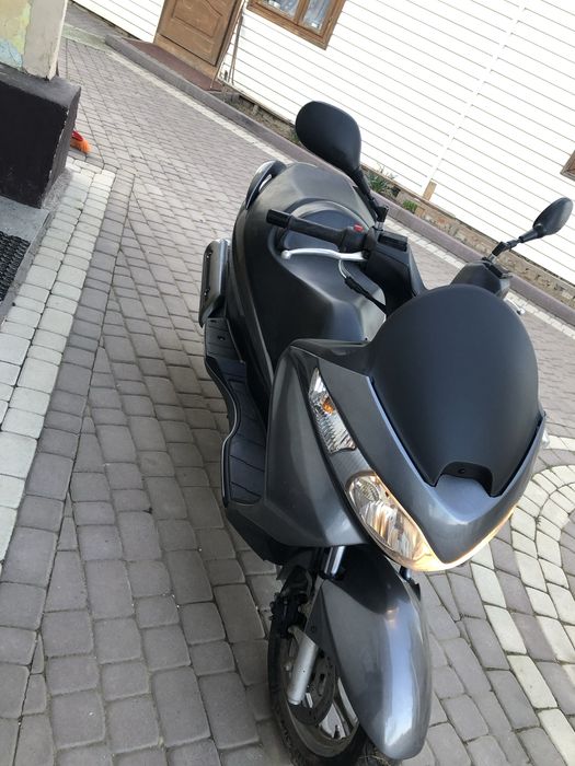 Suzuki Burgman 200