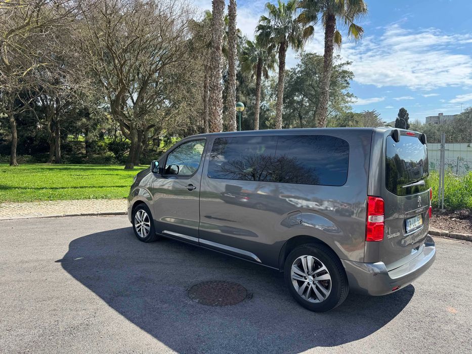 PEUGEOT TRAVELLER 8 Lugares Full Extras