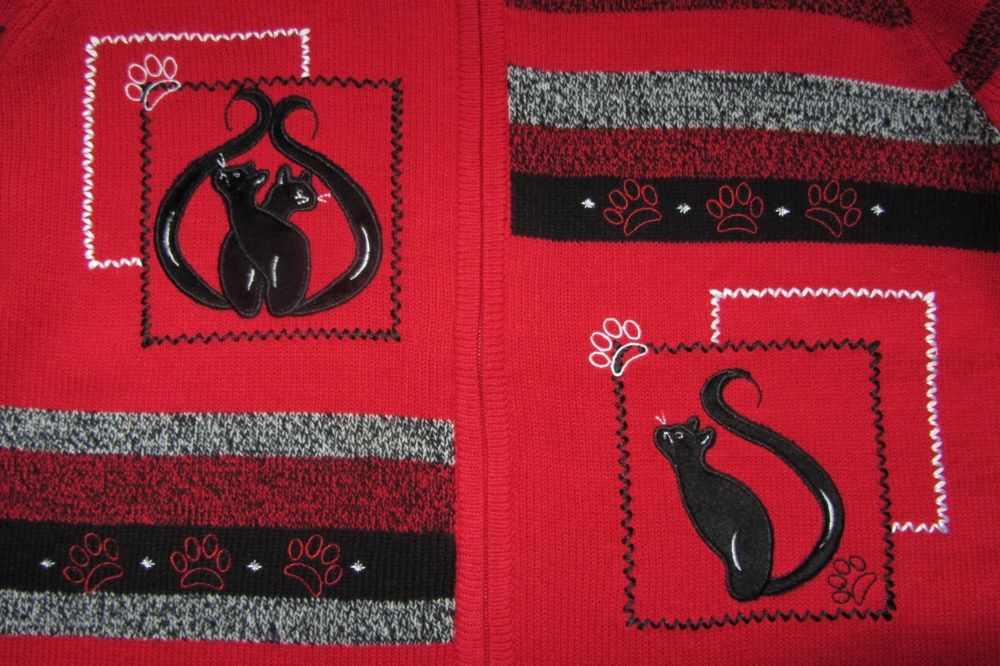 Теплая кофта на молнии.