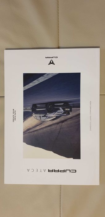 Prospekt Cupra Ateca 300 KM na innej VW Arteon, BMW M5, Ford Mustang.