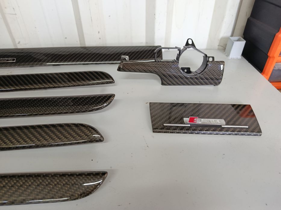 Trins/frisos em Carbono originais Audi A4 B7