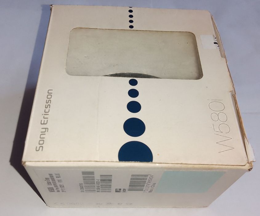 Продам ретро телефон Soni Ericsson W580i.