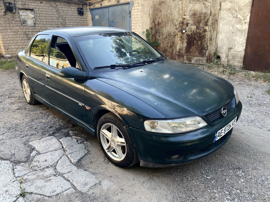 Opel Vektra B 1.8 газ 4