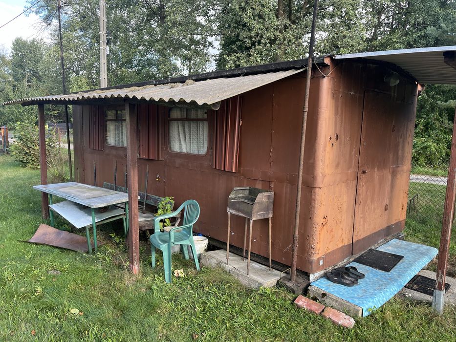 Barak, domek na dzialke lub budowe