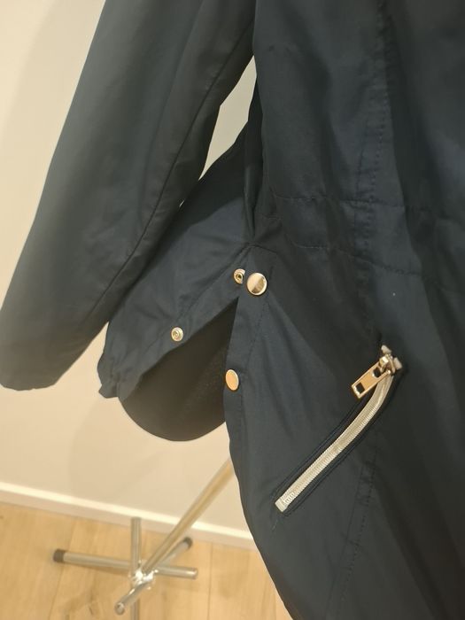 Kurtka  damska na wiosne, a la, wiatrówka