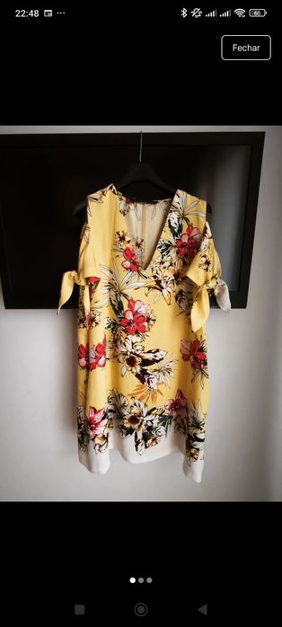 Vestido floral Zara