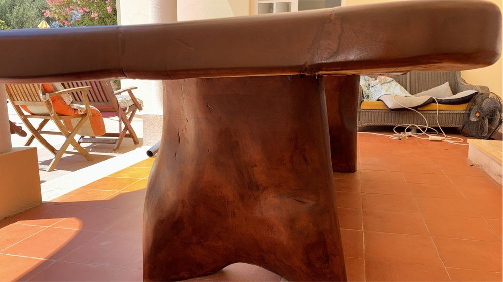 Vendo mesa rústica em madeira maciça original do Brasil