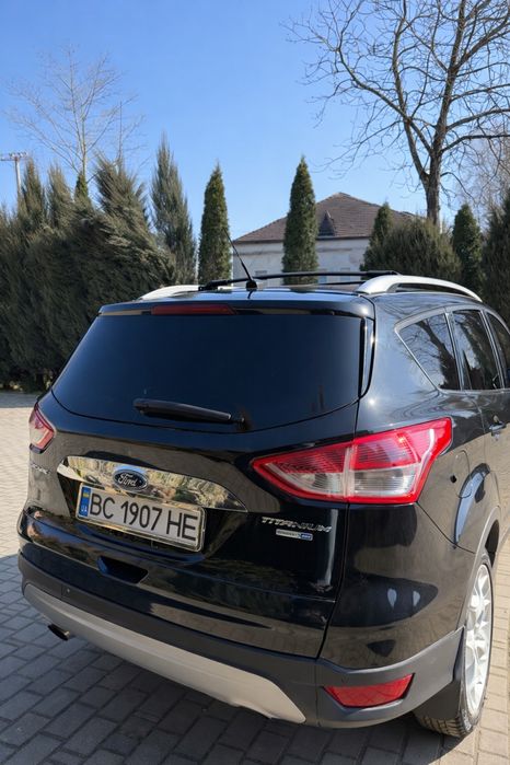 Продам Ford Escape