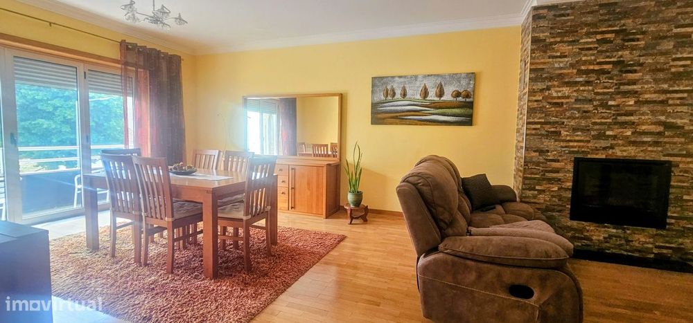 Apartamento T4 Familiar com Áreas Generosas. Localização Premium