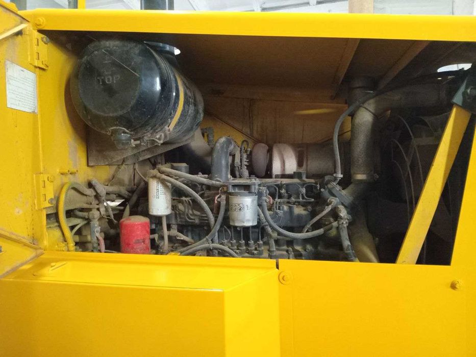 Автогрейдер VOLVO G 990