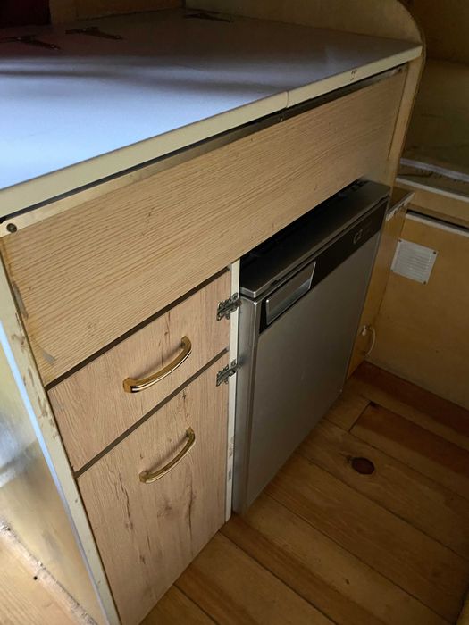 Autocaravana Renault Traffic pronta a utilizar