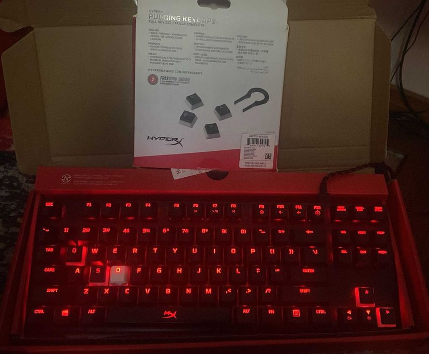 Teclado Mecânico HyperX Alloy FPS Pro US Cherry MX Red (com fatura)