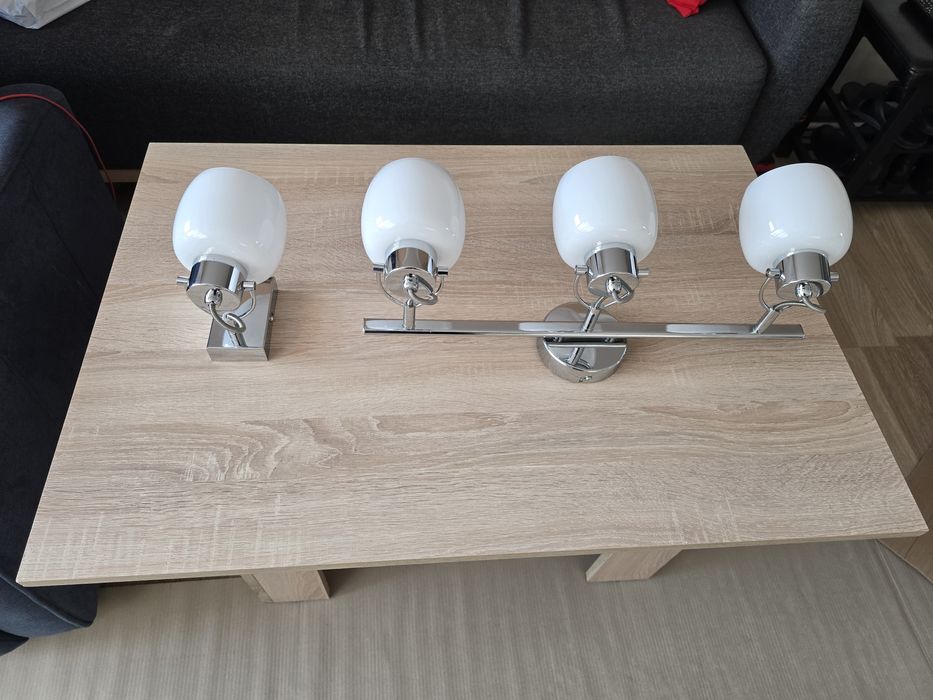 Kinkiety chromo -niklowane.