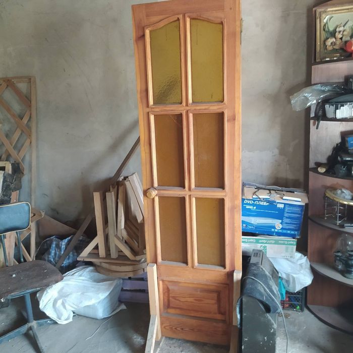 Стул 400 грн.за штуку