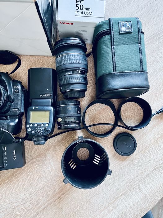 Canon EOS 5D Mark II , Canon Speedlite 600EX-RT