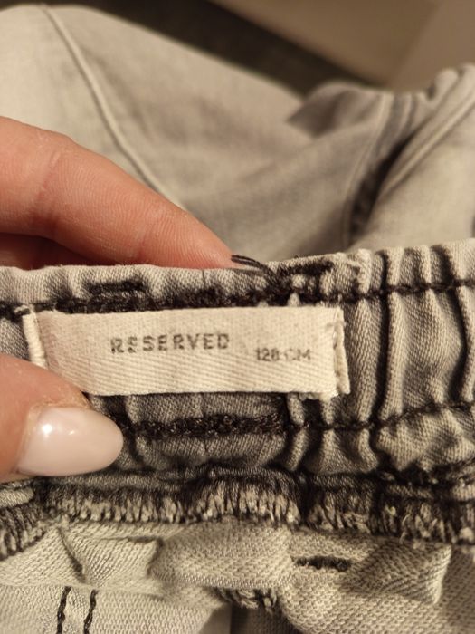 Spodenki dziecięce rozmiar 128 Reserved