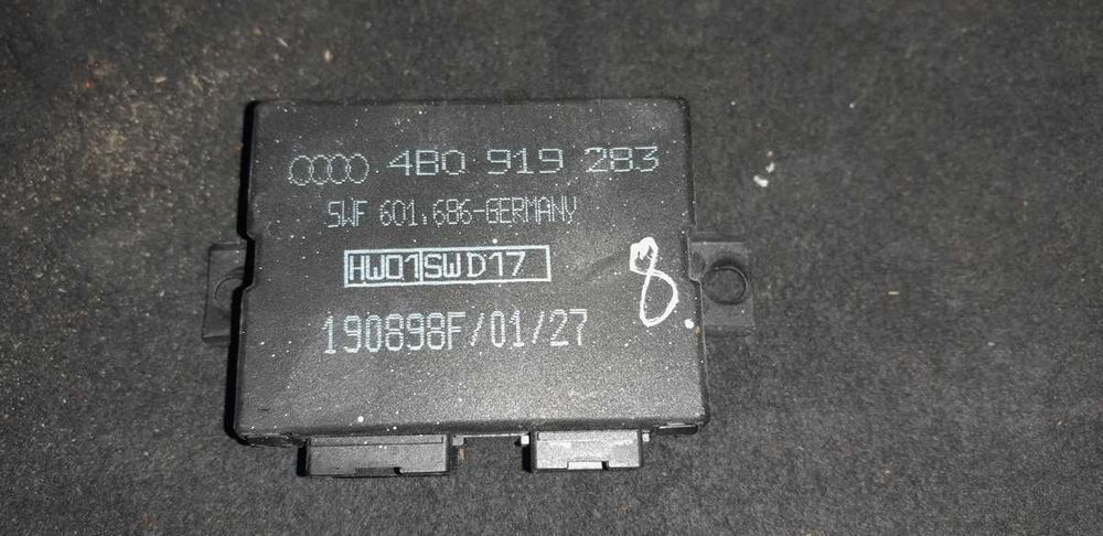 Sterownik regulacji kierownicy Audi 4D0'909611 A6 C5 A8 D2 parkowania