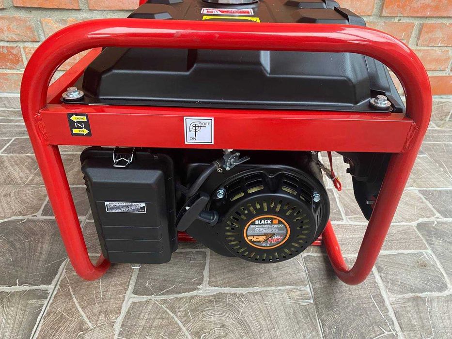 Бензиновий генератор Black 13606 2,8 2.8кВт Японія Якісний Потужний
