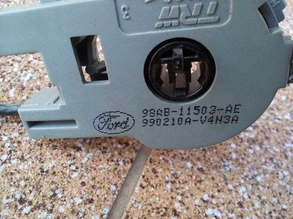 Тросік регулювання напряму потоків обігріву Фокус Мк1 98AB-11503-AE