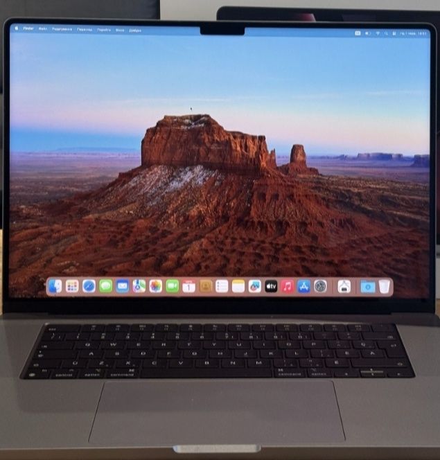 Продам Macbook pro m2 max 16" 64/512