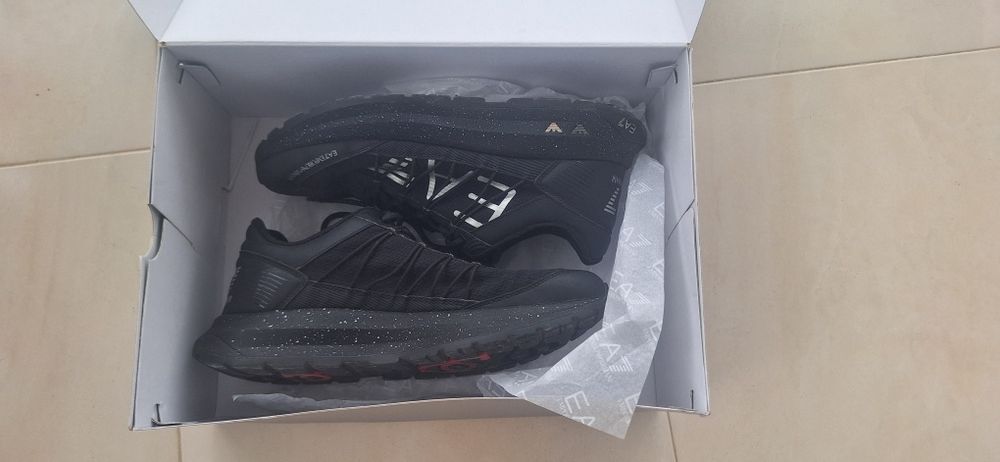 Чоловічі кросівки