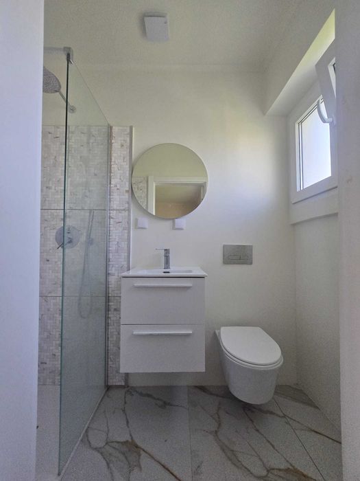 Apartamento T2 - centro Almada, totalmente renovado em 2026.