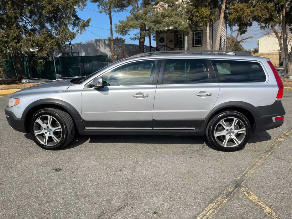 Volvo XC70 T6      2015