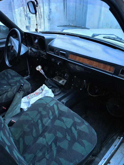 Автомобіль Газ 2410 Волга