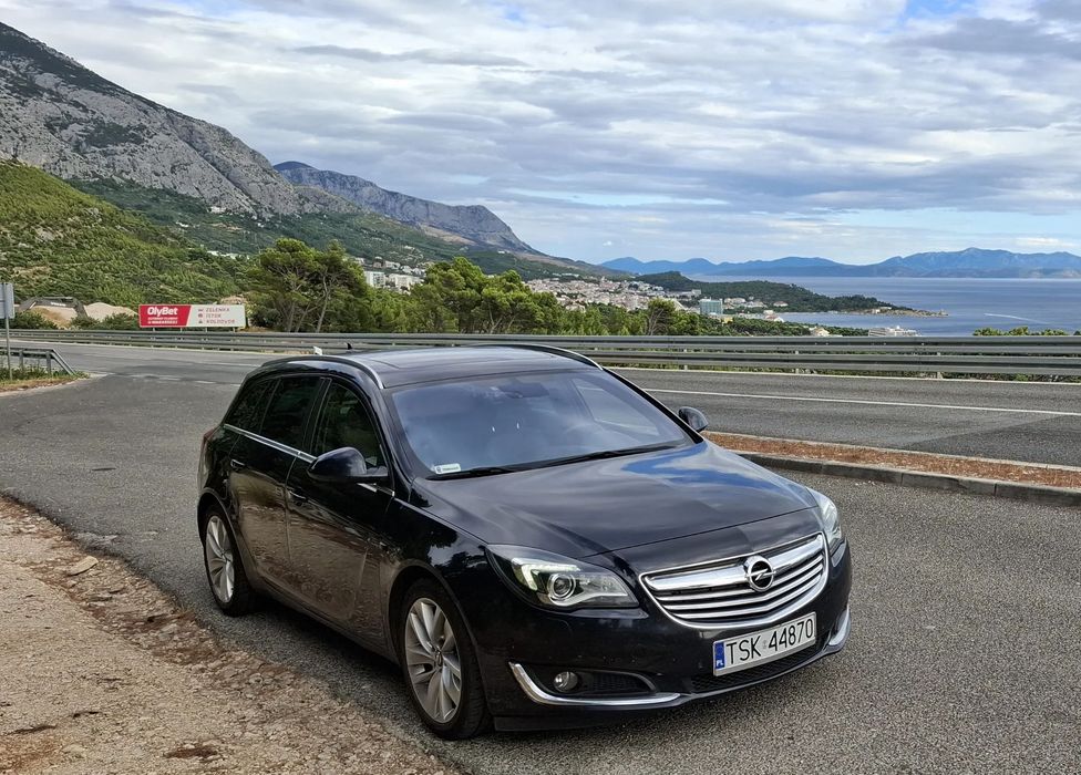 Opel Insignia Opel insignia bogata wersja start stop, komplet opon lato/zima skóry
