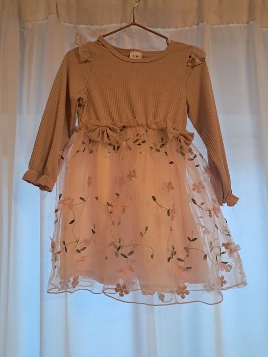 Одяг на дівчинку осінь,зима ,весна 3-4 р