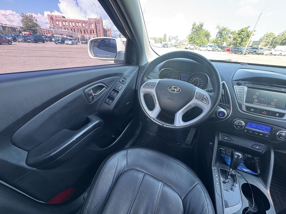 Hyundai tucson 2.0D Automat