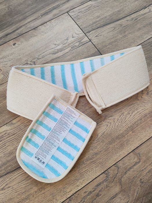 Avon Zestaw peelingujący Greckie morza rękawica myjka