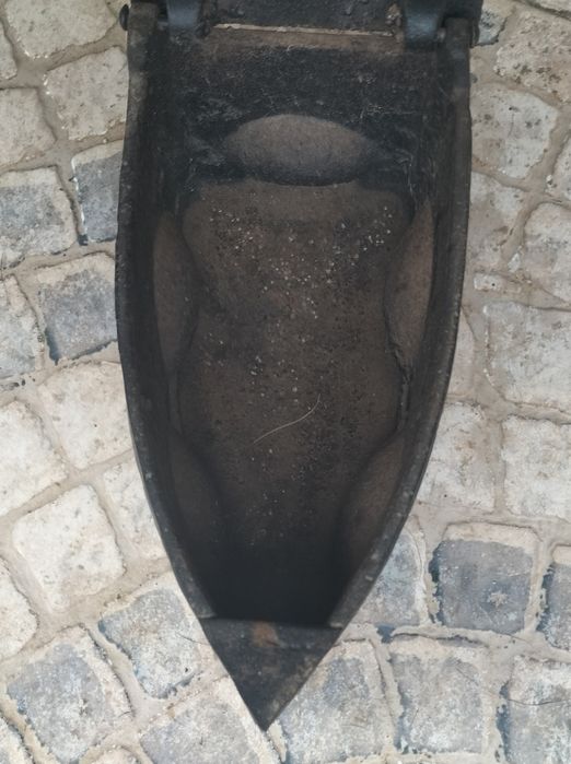 Coal-Ironing Iron64297801779842122