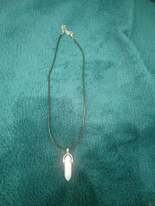 Naszyjnik z kamieniem