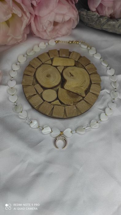 Чокер ручна робота з натурального каменю позолота з кулоном святковий