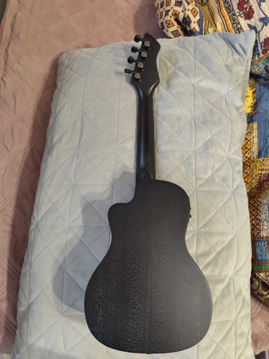 Ukulele koncertowe elektro-akustyczne ORTEGA RUHZ-CE-SBK