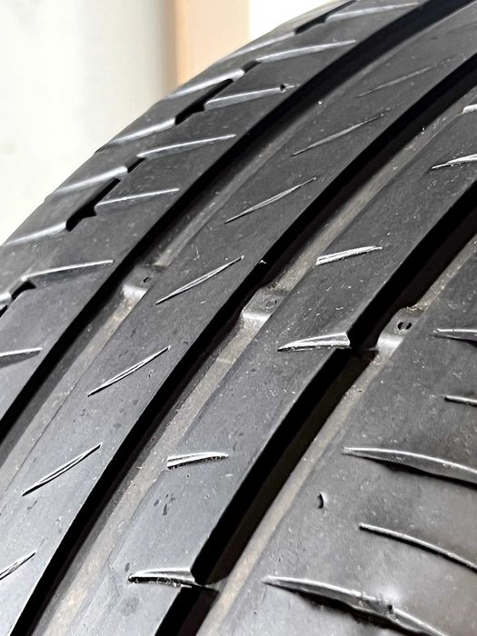 Pneus Continental Premium Contact 6 - 275/40/20 - Como NOVOS