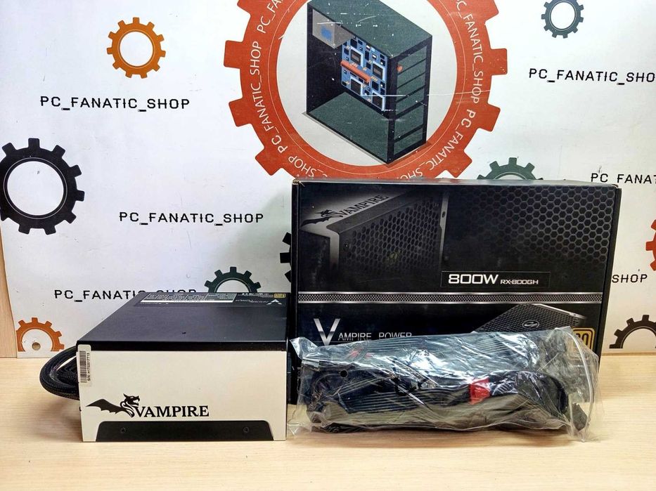 Блок живлення Raidmax Vampire 800W