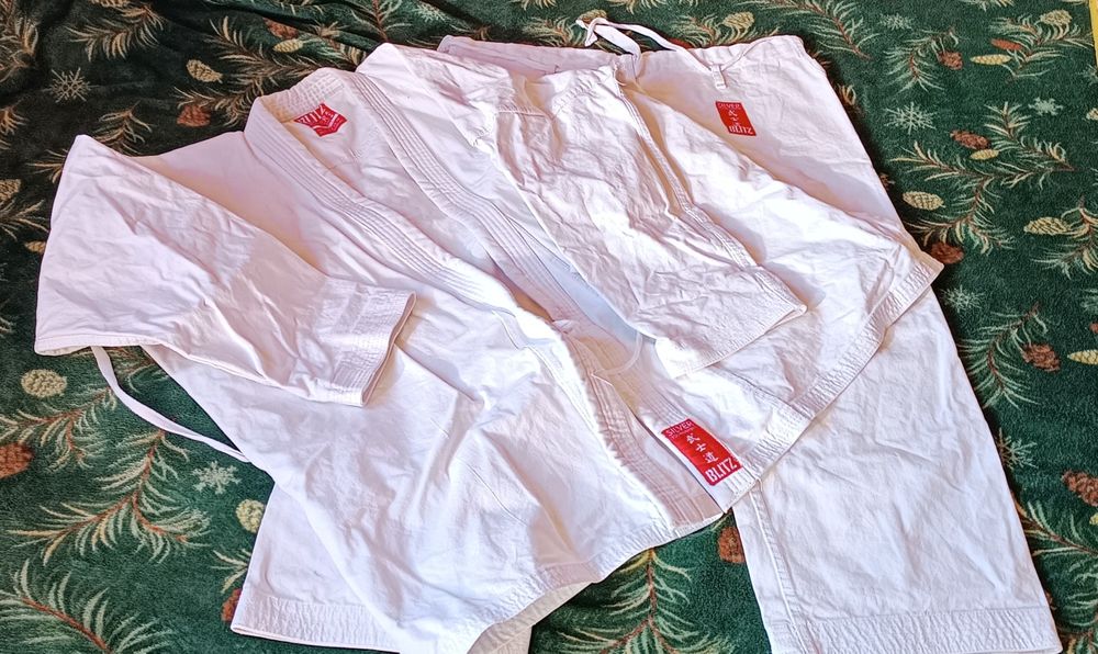 Kimono karate blitz silver tournament 180cm
