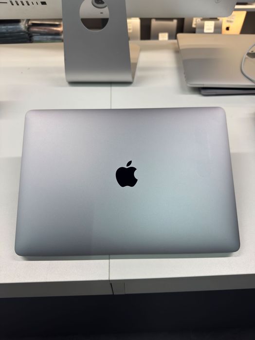 MacBook Pro 13’’ 2020, i5 8 / 256GB - Магазин - ГАРАНТІЯ #114491