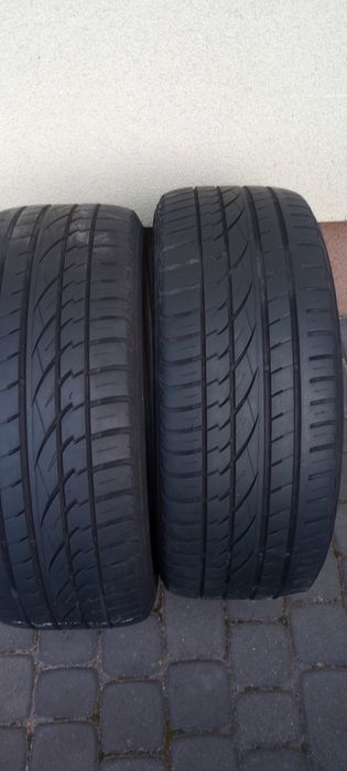 Sprzedam opony 235X45 R19