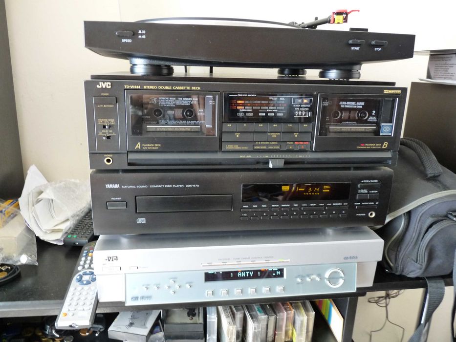 Wieża   2x JVC  Yamaha  Audio Technica   4 segmenty super stan