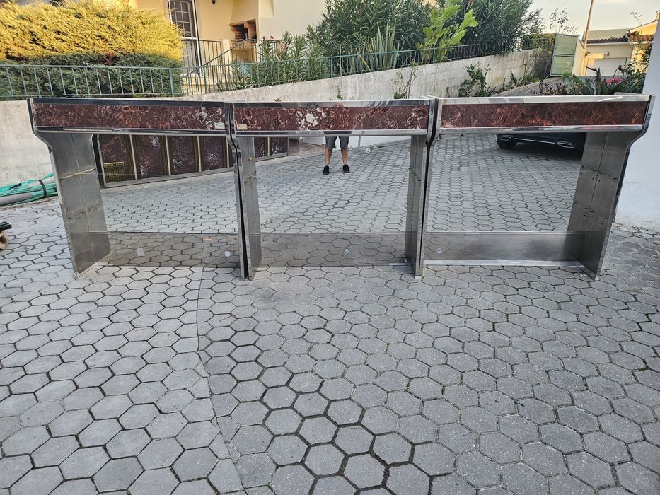 Vitrine p café, restaurante etc