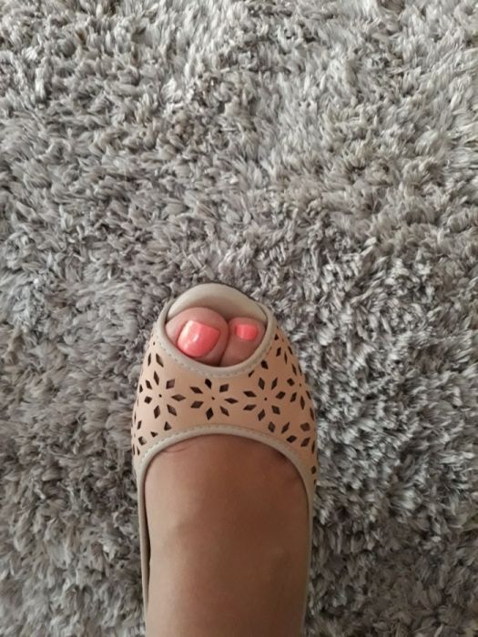 Super, beżowe, ażurowe szpilki, buty na lato 38, na wesele