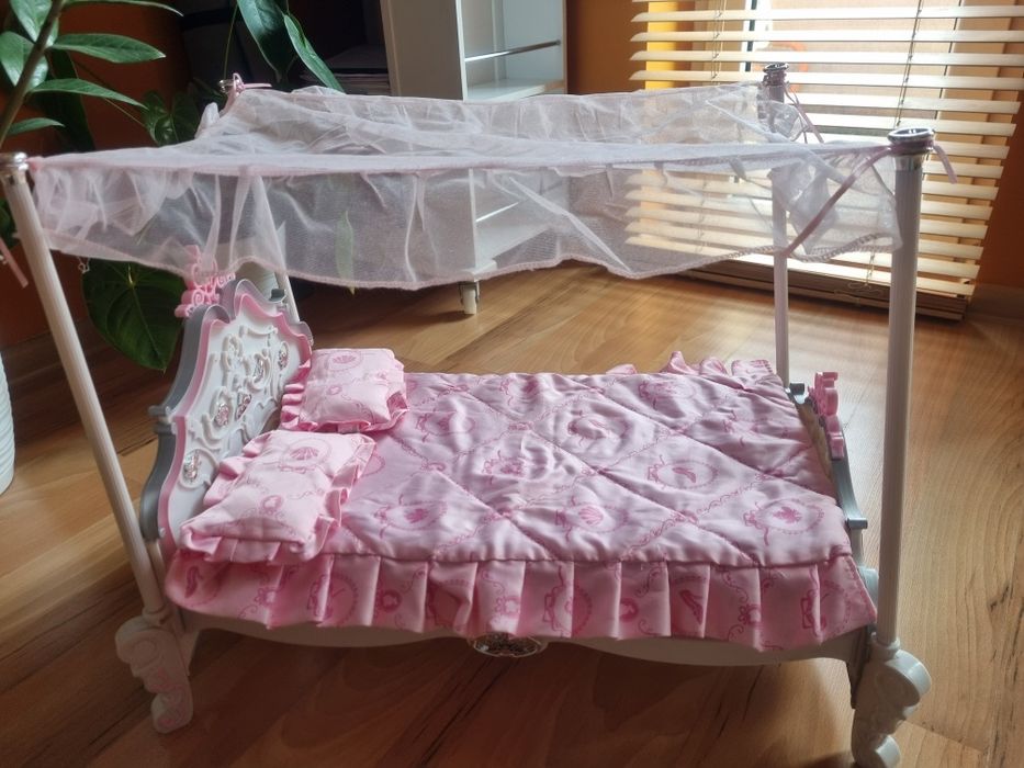 Łóżko dla lalki księżniczki duże