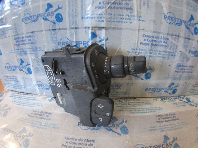 Conjunto / manetes de luzes e limpa vidros RENAULT Clio III (BR0/1, CR