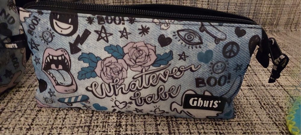 Conjunto Mochila+estojo GHUTS