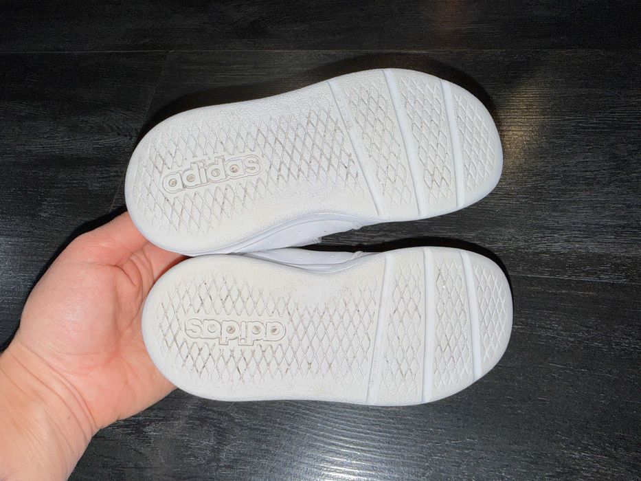 Шкіряні кросівки adidas tensaur c, оригінал, р-р 25, уст 15.5 см