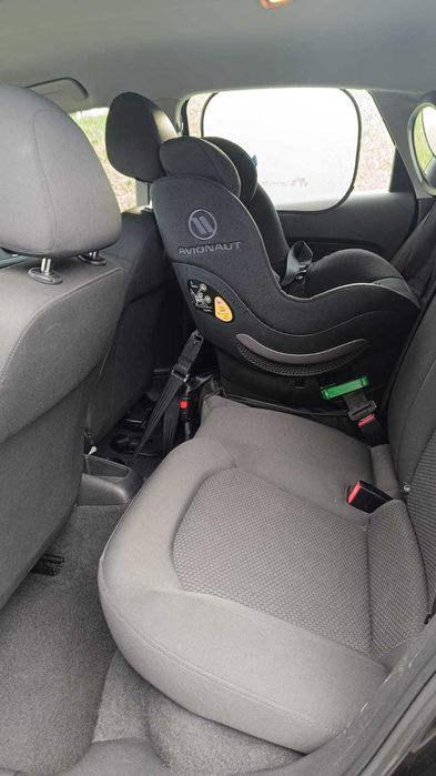 A1 sportback, carro em bom estado de conservação, conduzido por não fumador, conduzido maioritariamente em auto-estrada.