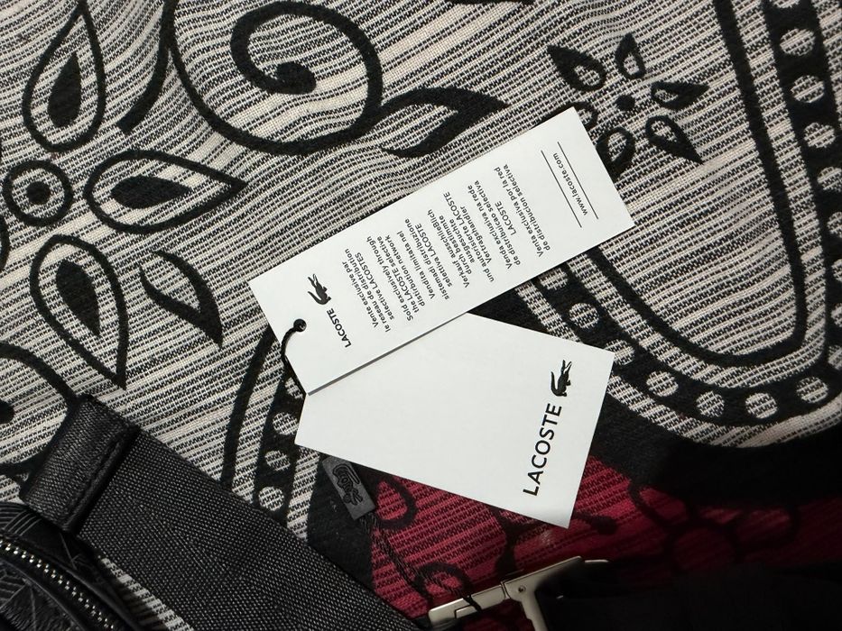 Bolaa da lacoste da cintura